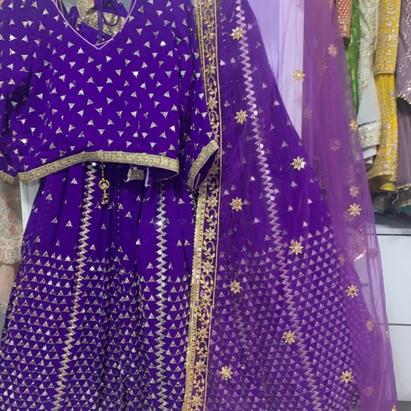 Lengha in xxl or 48 size - Picture 2 of 7